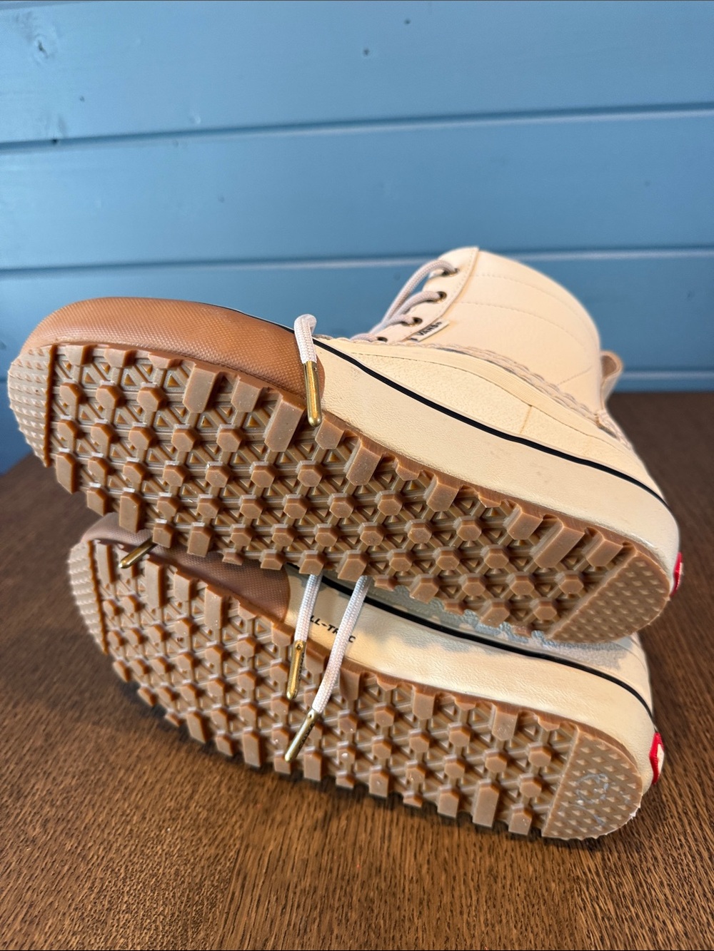 Vans Snow boots Women’s size 9.5 - Picture 5 of 6